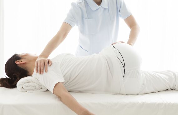 厚木にある腰痛のケアを承っているみこころ鍼灸マッサージ院ではゴールデンウイーク・日曜日・祝日も施術展開中